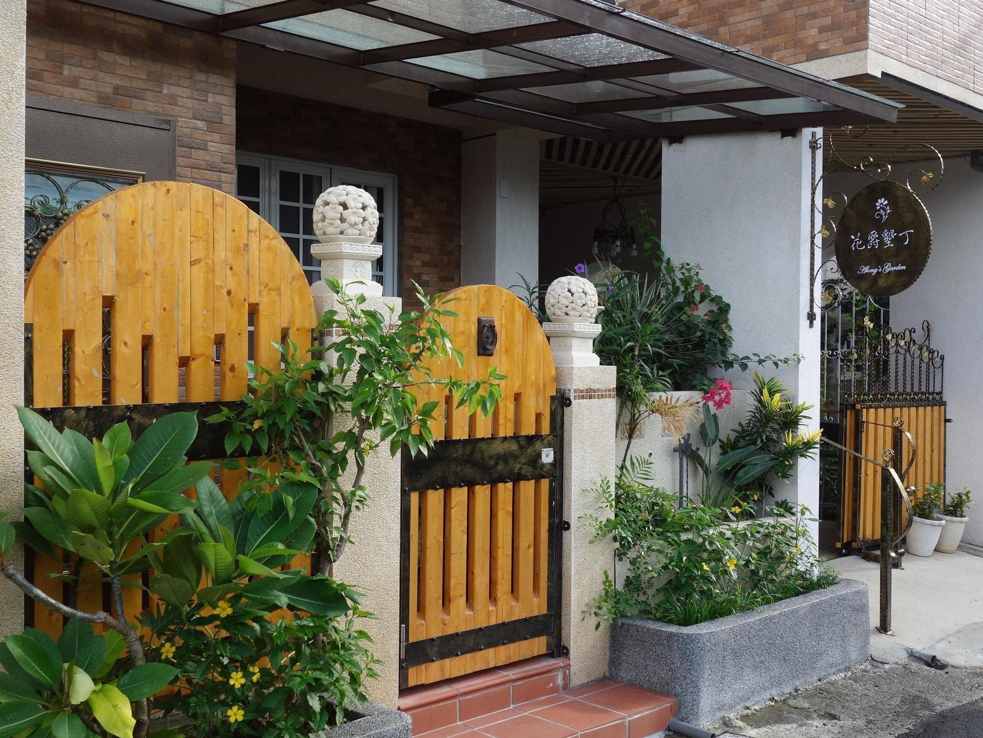 Bed and Breakfast Alongs Garden Heng-ch'un Exterior foto